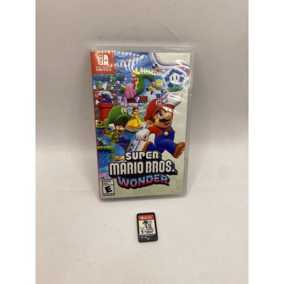 Super Mario Bros Wonder - Nintendo Switch CIB COMPLETE in Box Tested Authentic - Picture 1 of 3